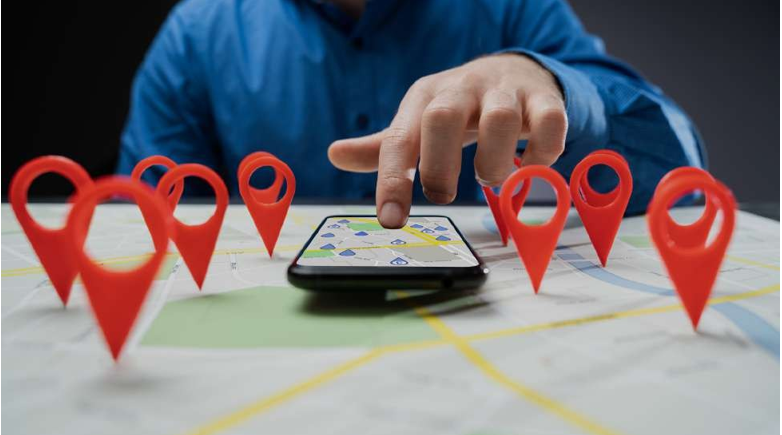 : Image showing steps to use Google Maps for locating a nearby PPC agency for business promotion.